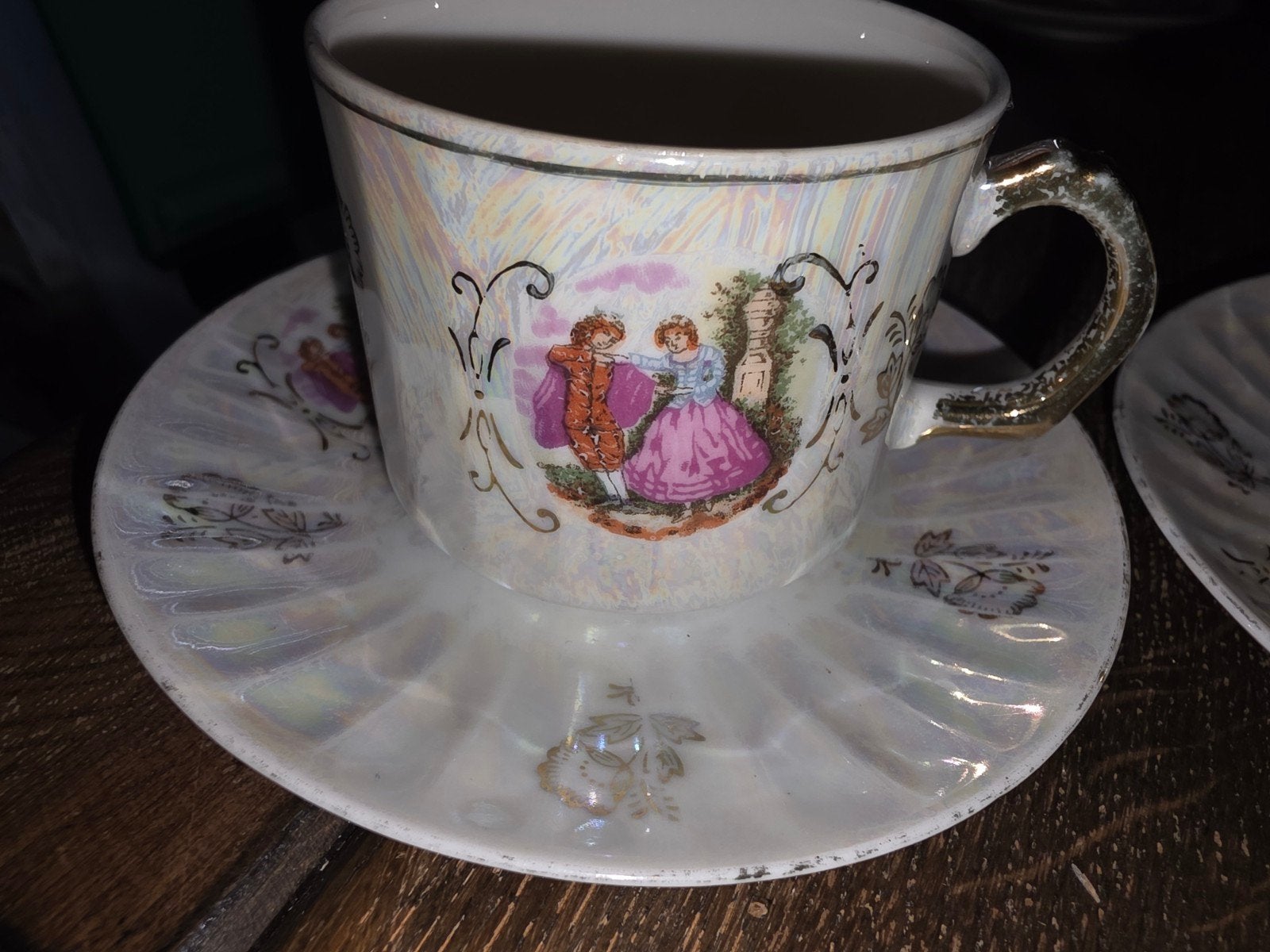 Vintage theekopjes met schotels, parelmoer effect, Antiek en Kunst, Antiek | Servies los, Ophalen of Verzenden