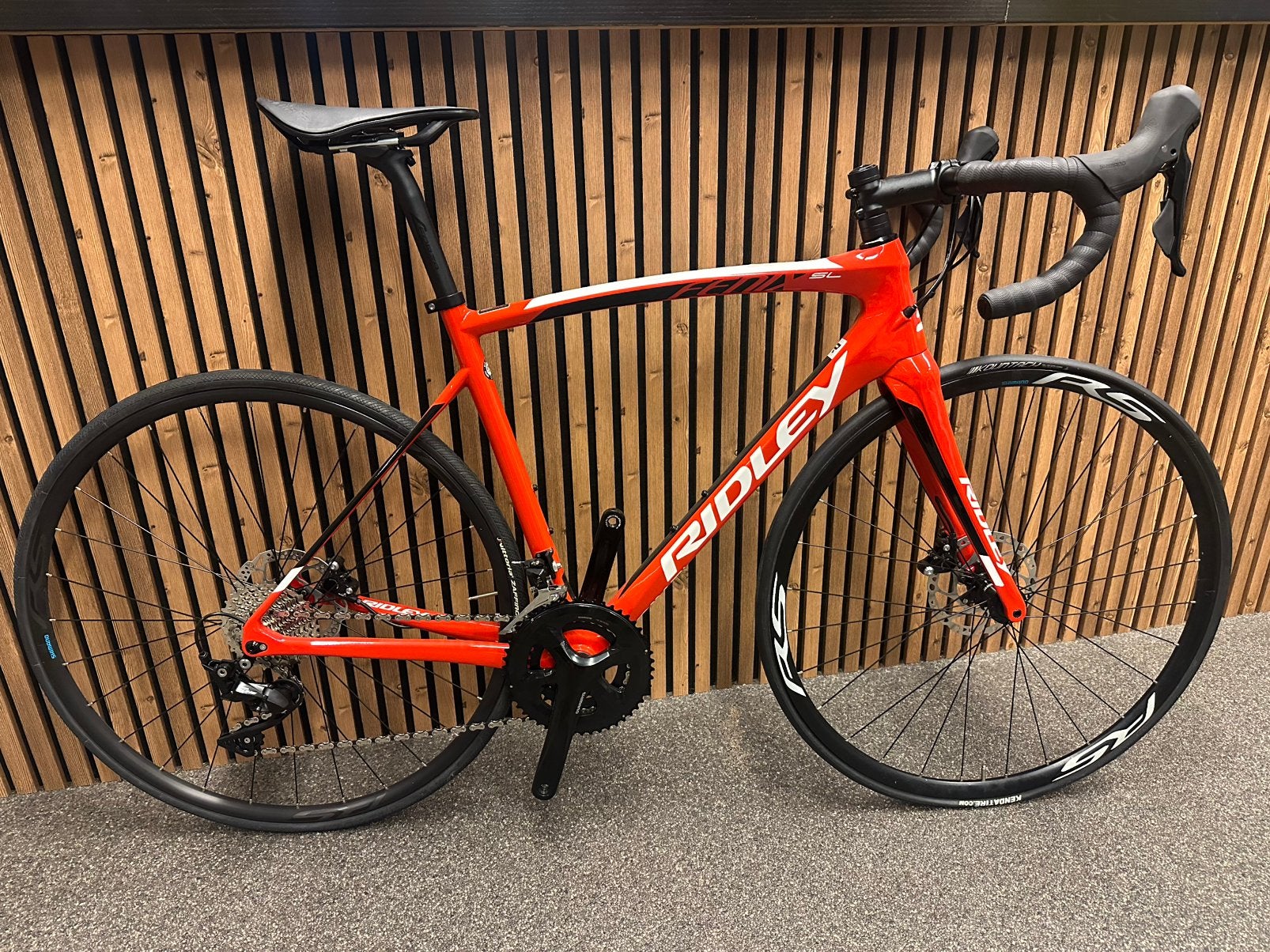 nieuwe Ridley fenix sl €1499,- !! carbon /105, Fietsen en Brommers, Fietsen | Racefietsen, Carbon, Nieuw, Meer dan 20 versnellingen