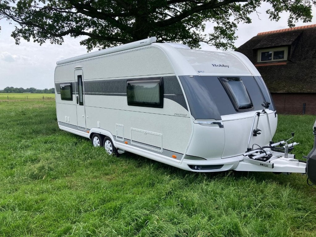 Hobby Prestige 620 CL 2023. ALL INCL!!! 4 pers. Mover, Airco, 2 aparte bedden, Rondzit, Hobby, Schokbreker