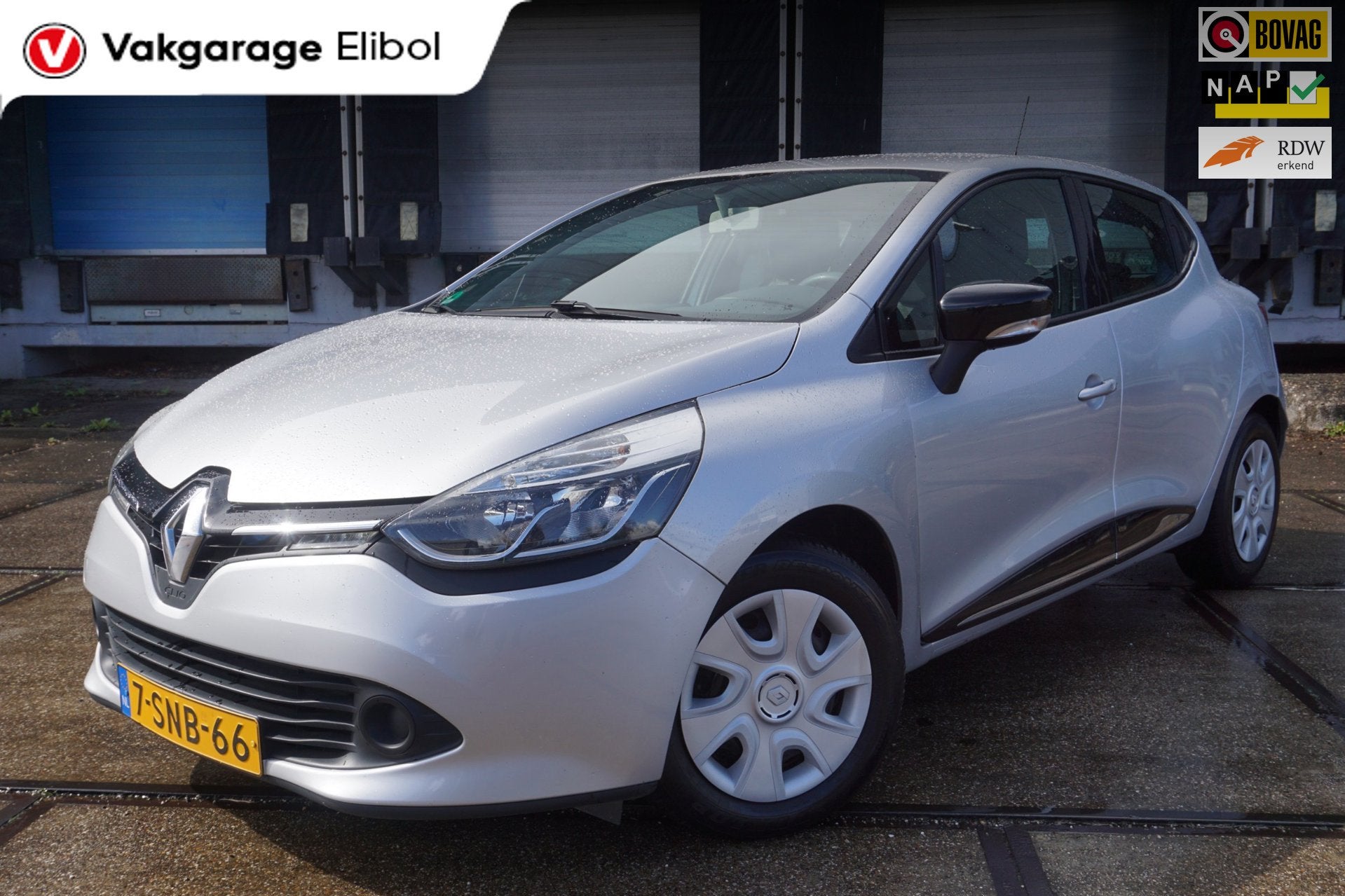 Renault Clio 1.5 dCi ECO Expression, Auto's, Voorwielaandrijving, Stof, Gebruikt, Zwart