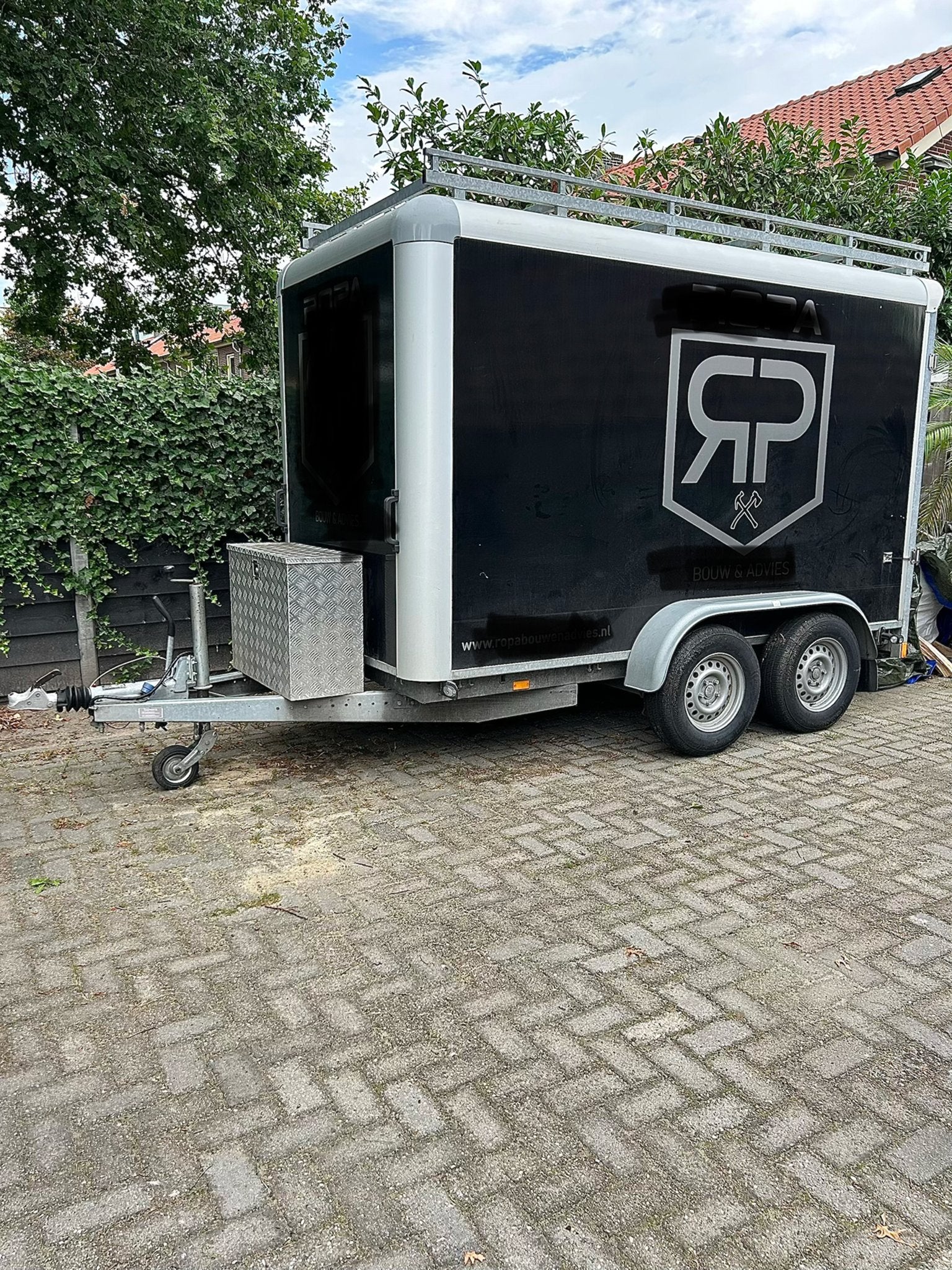Henra Gesloten Aanhangwagen - Robuust & Veelzijdig, Auto diversen, Aanhangwagen-onderdelen, Ophalen, Gebruikt