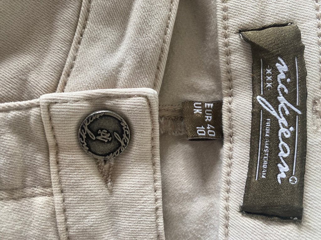 Beige damesjeans, Kleding | Dames, Overige kleuren, Verzenden, Zo goed als nieuw, W30 - W32 (confectie 38/40)