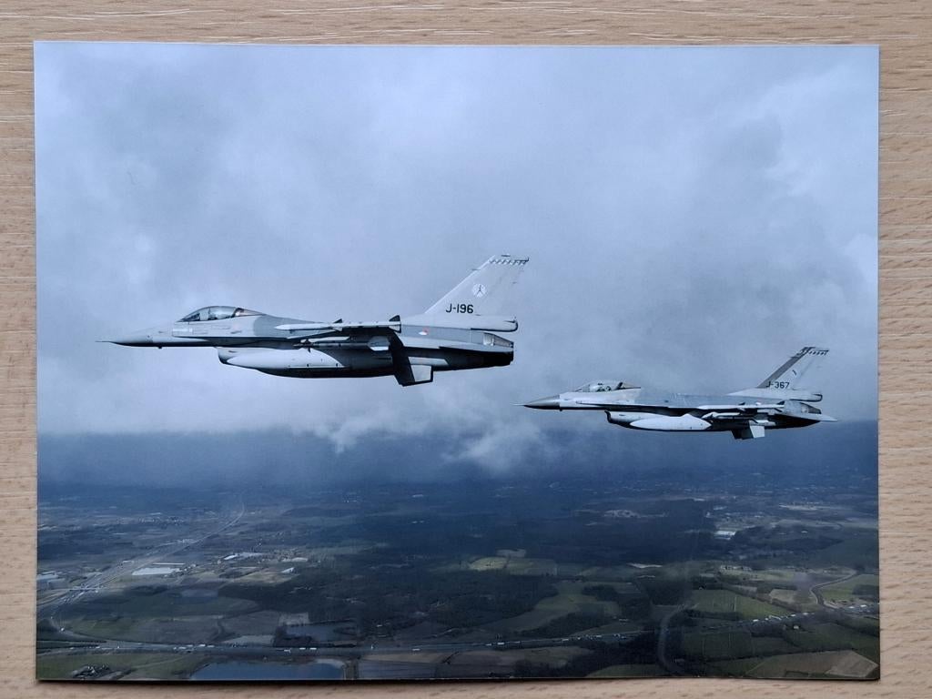 Foto F16 gevechtsvliegtuigen, Verzenden, Nieuw, Kaart, Foto of Prent