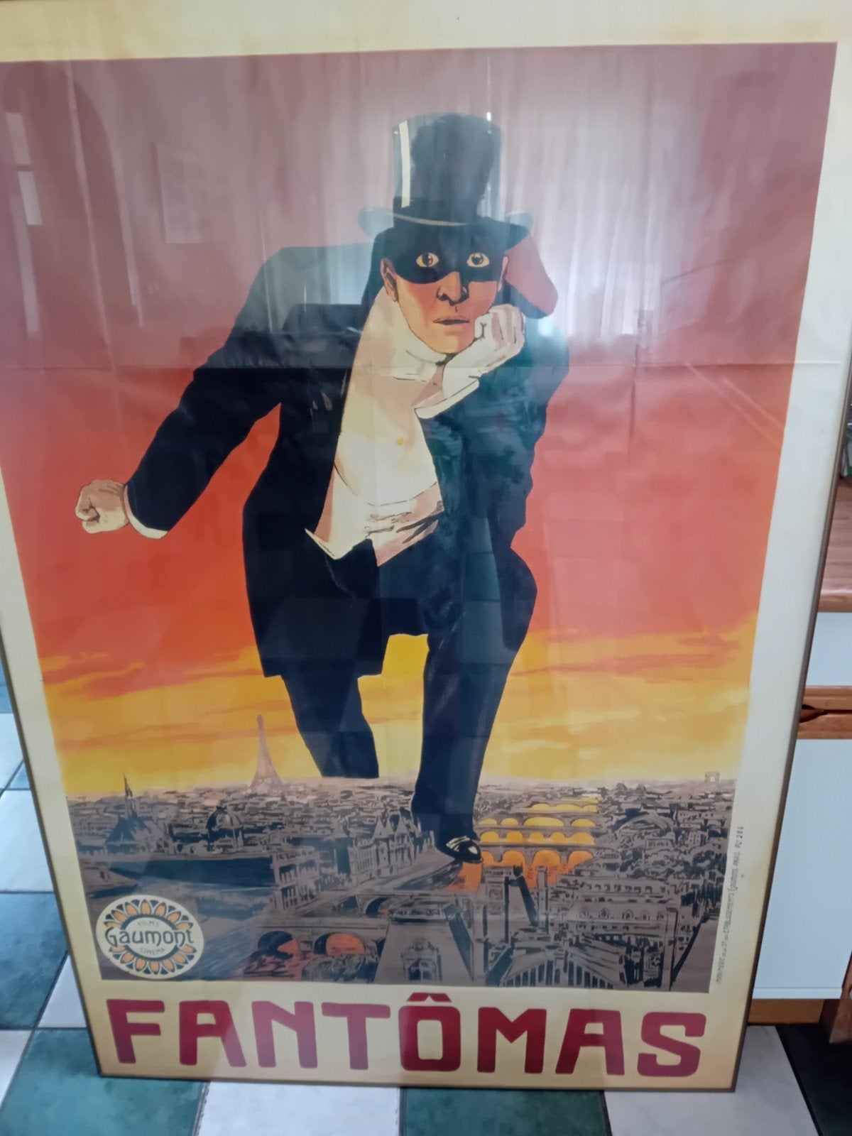 Fantomas bioscoopposter in lijst, Met lijst, Deurposter of groter, Ophalen of Verzenden, Film en Tv