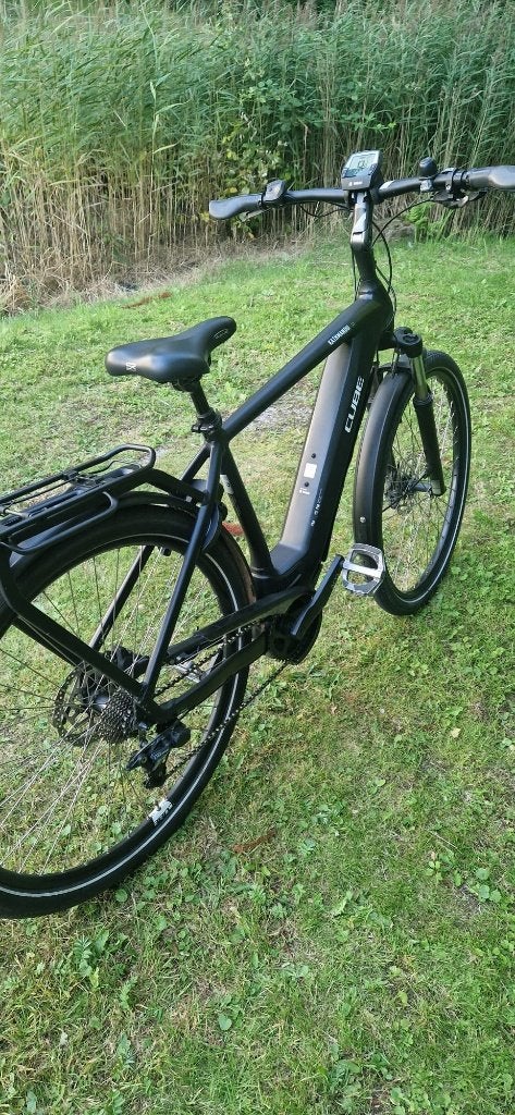 CUBE Kathmandu Hybrid Pro met 2 accu's, Fietsen en Brommers, Ophalen, Gebruikt, 51 tot 55 cm, Cube