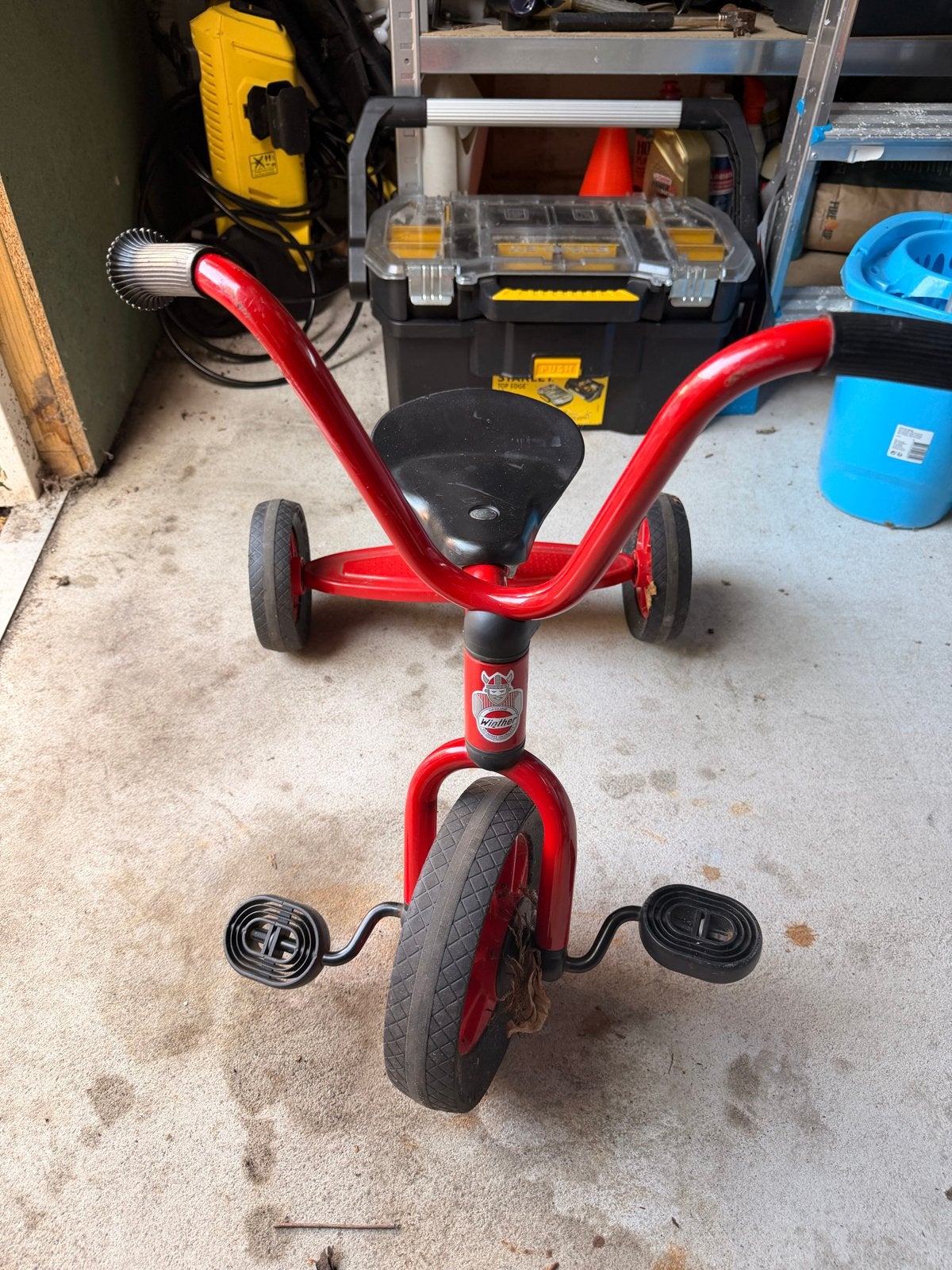Rode driewieler voor kinderen, Fietsen en Brommers, Ophalen, Gebruikt, Terugtraprem