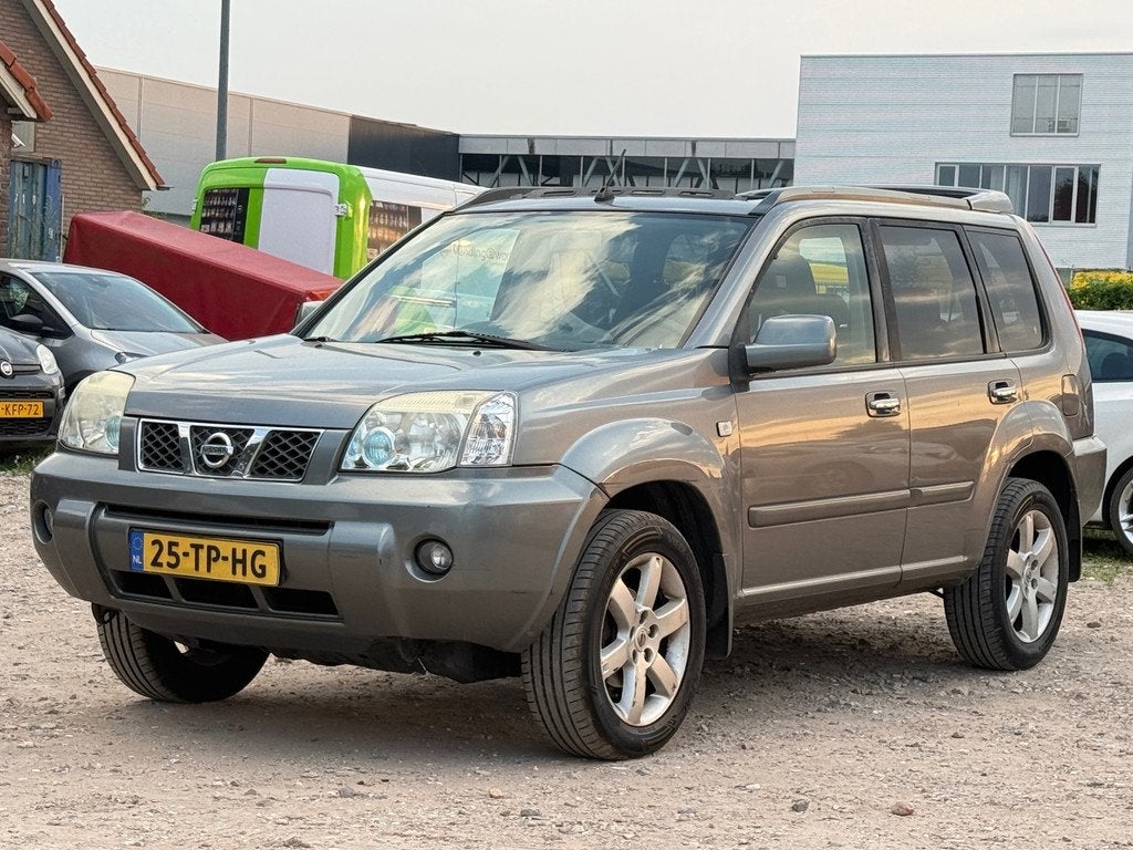 Nissan X-Trail 2.0 Columbia Style 2wd/ PANO/ TREKHAAK, Auto's, Nissan, 1998 cc, Gebruikt, Handgeschakeld, 1500 kg