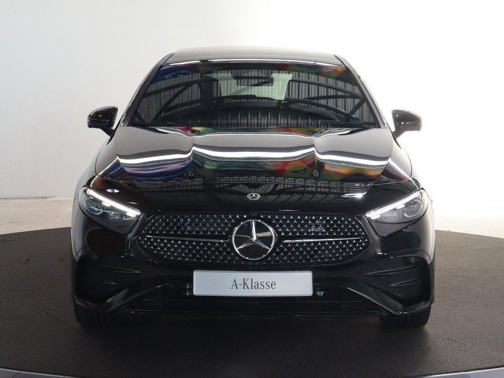 Mercedes-Benz A-klasse 250e Business Solution AMG | Panorama, Auto's, Mercedes-Benz, Automatische klimaatregeling, 4 cilinders