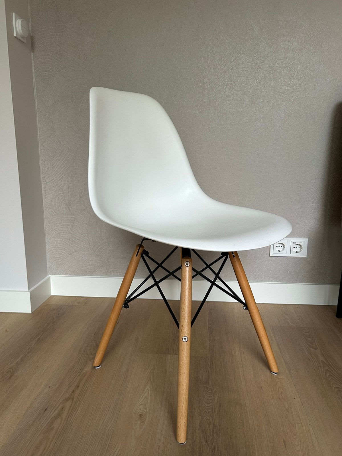 Witte Eames achtige DSW stoel, Ophalen, Gebruikt, Wit, Hout