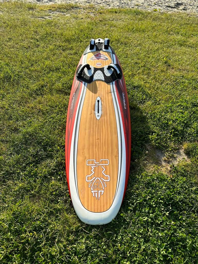 Starboard S-Type 115L Freerace, Watersport en Boten, Windsurfen, Gebruikt, Minder dan 250 cm, Ophalen of Verzenden, Met vin(nen)