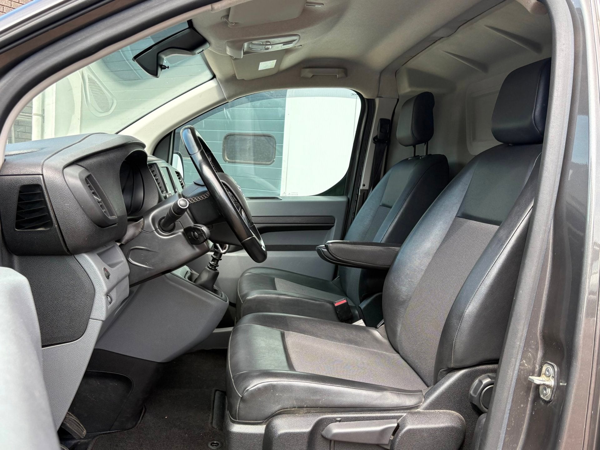 Toyota PROACE Compact 2.0 D-4D 122pk Navi Clima Cruise, Voorwielaandrijving, Gebruikt, Euro 6, Leder en Stof