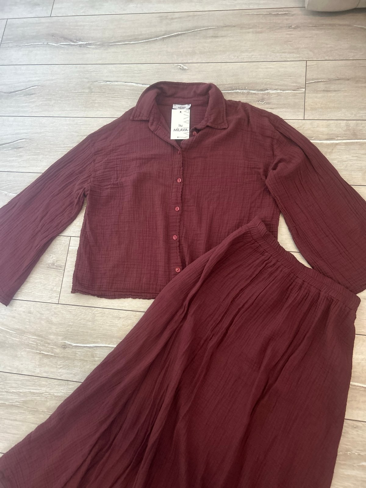 Nieuwe set: lange rok & oversized blouse (maat M), Kleding | Dames, Maat 38/40 (M), Nieuw, Ophalen of Verzenden, Rood