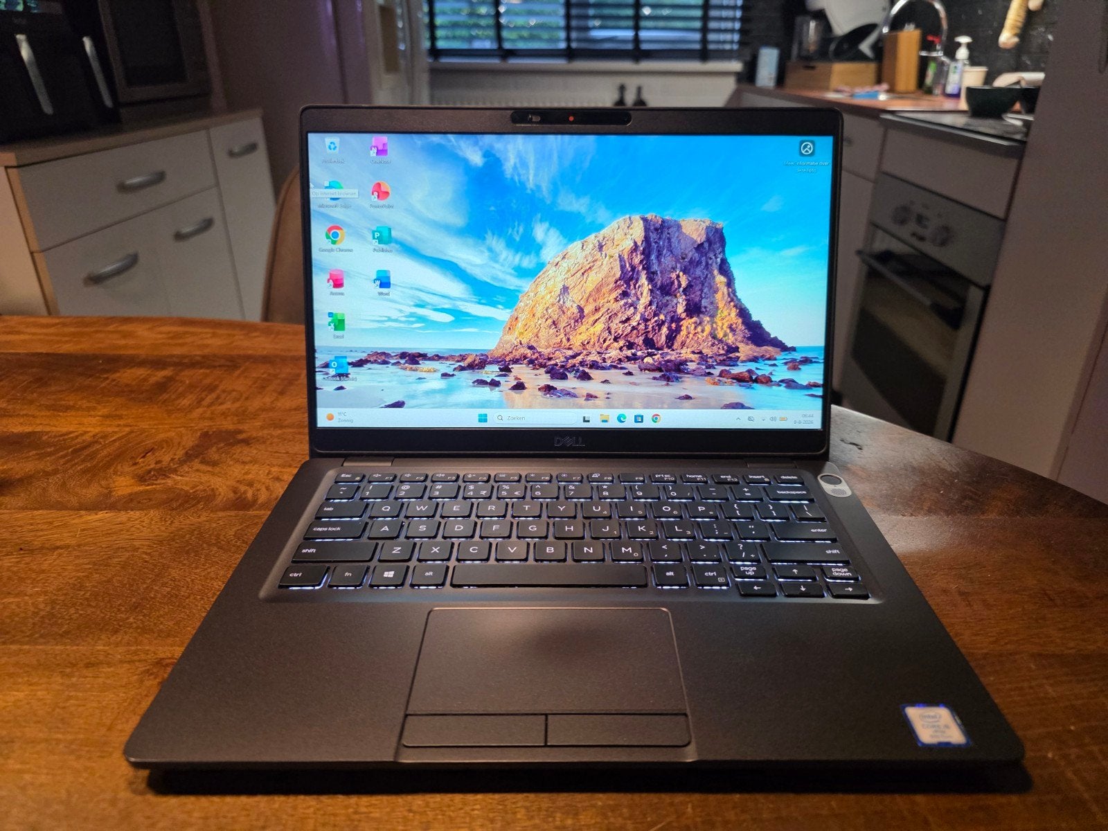 Dell Latitude 5300/i5-8265U/16GB/SSD/W11/Office/TOUCHSCREEN, Intel Core i5-8265U, 2 tot 3 Ghz, Qwerty, DELL Latidude