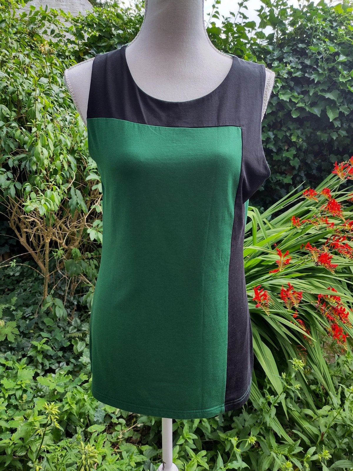 Chique top 🍀 QUESTION XL 🍀 Lycocel en katoen GEVOERD, Maat 42/44 (L), Nieuw, Ophalen of Verzenden, Zonder mouw