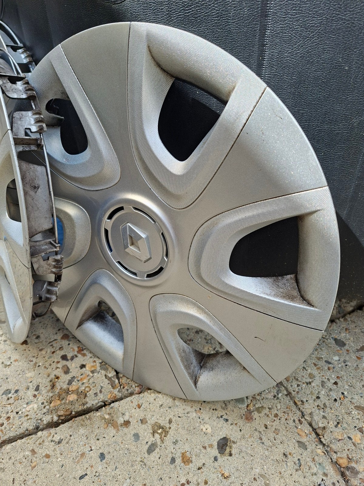 Originele Renault Clio 15 inch wieldoppen, Ophalen, Zo goed als nieuw