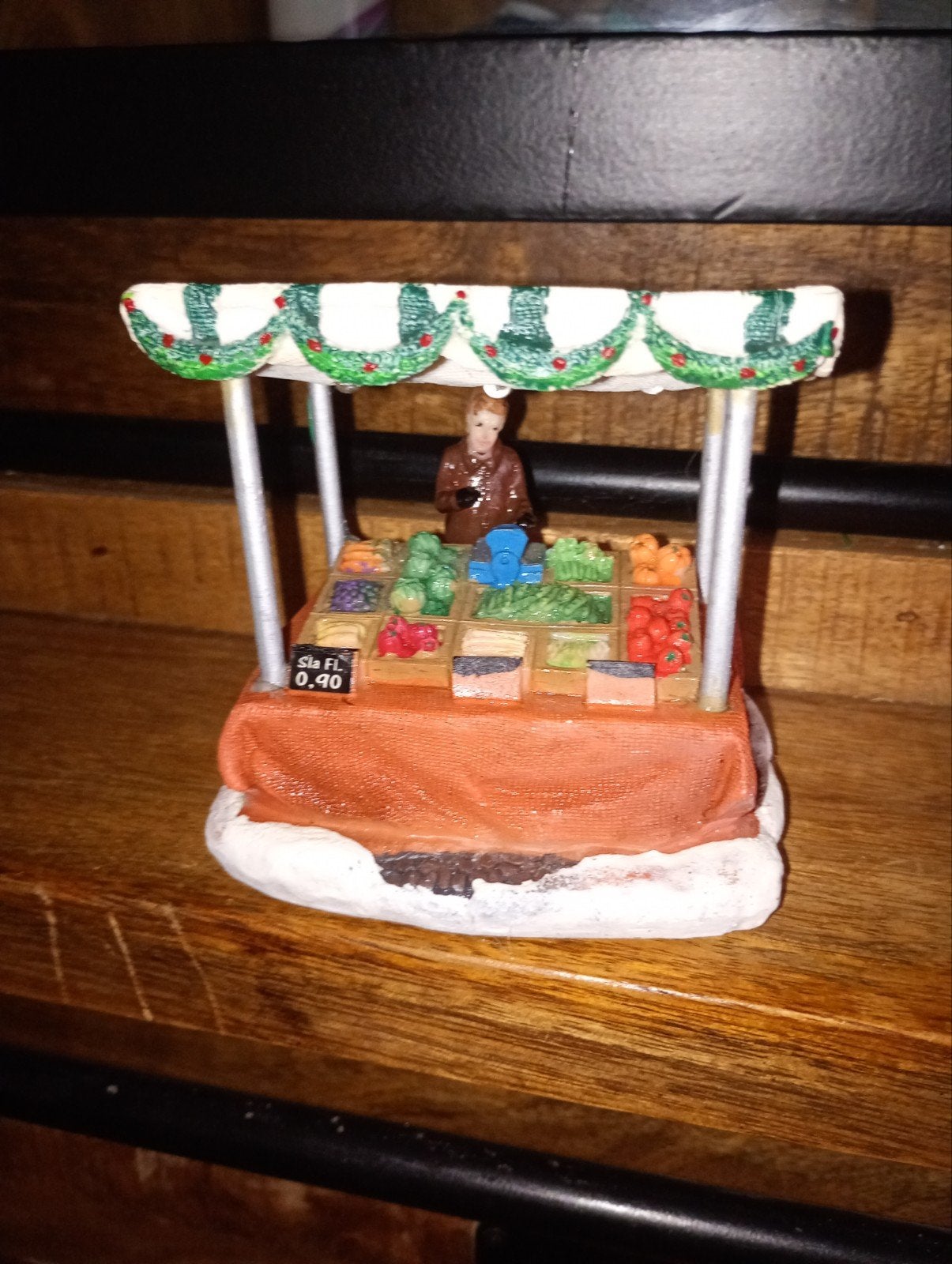 typische Hollands groente kraam kerstdorp, Ophalen, Zo goed als nieuw