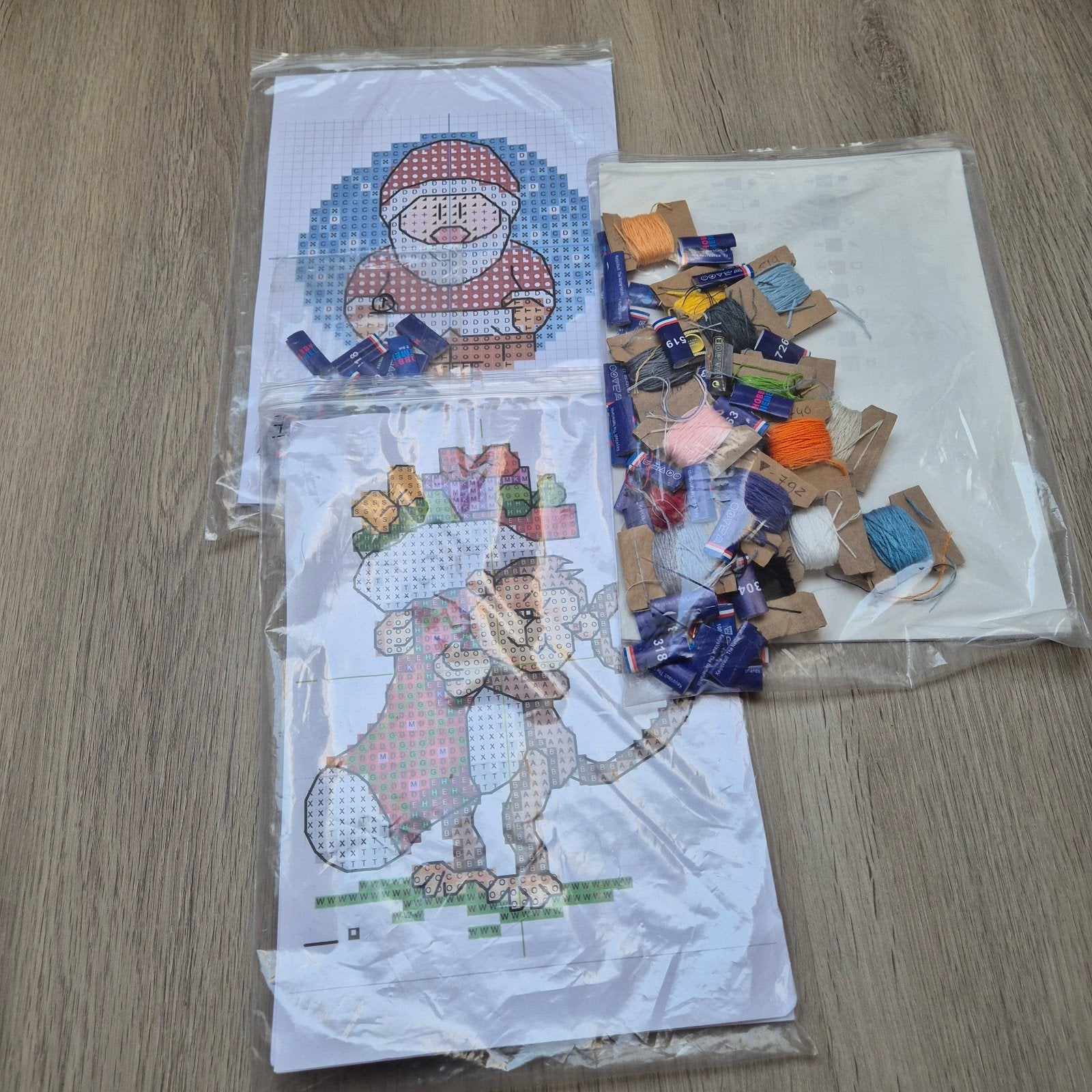 Borduurpakketten met patronen (excl. borduurstof), Ophalen of Verzenden, Gebruikt, Handborduren, Borduurpakket