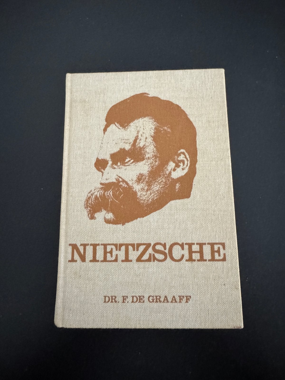 Nietzsche - Dr. F. de Graaff (1979), Ophalen of Verzenden, Zo goed als nieuw, Algemeen