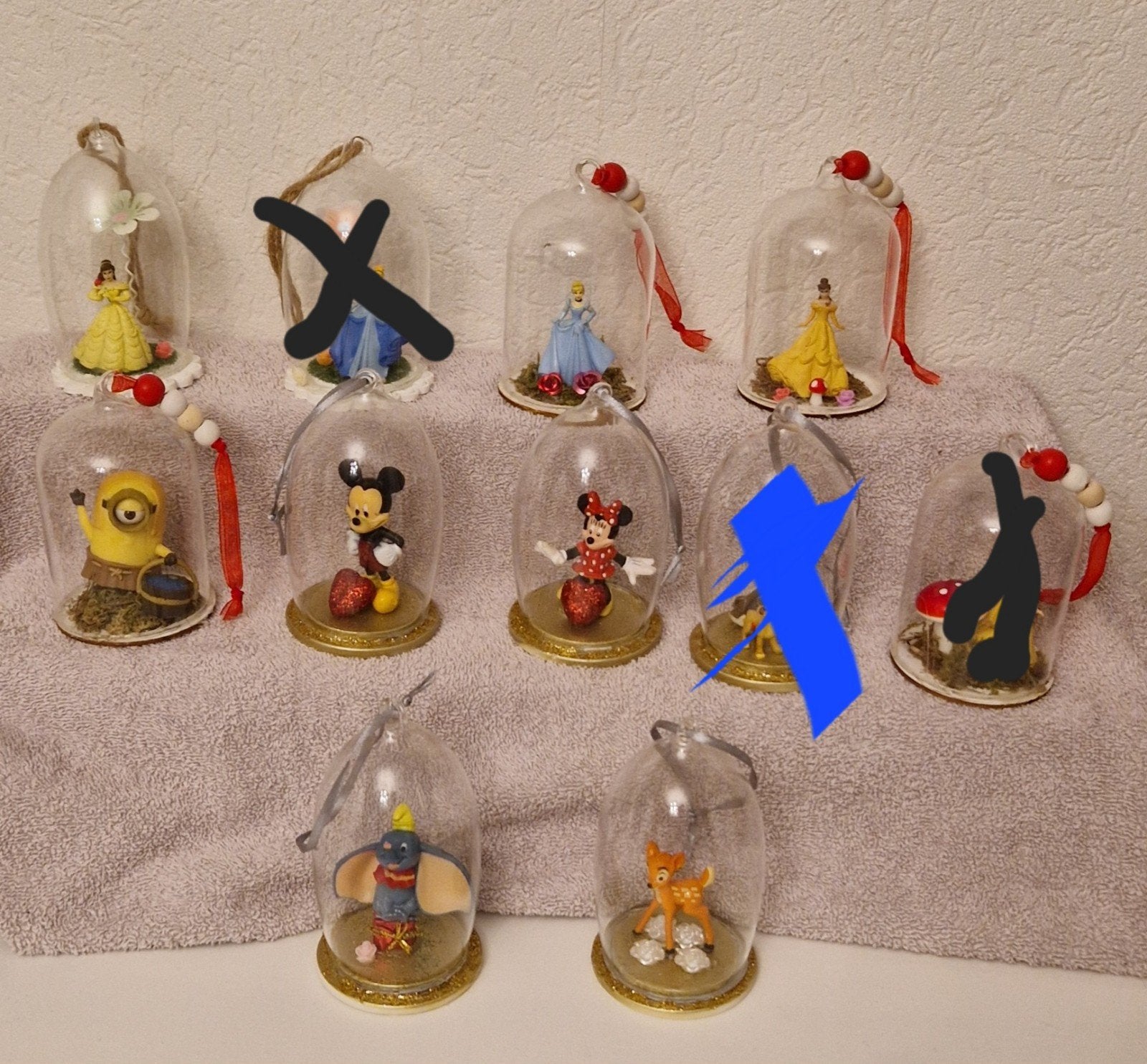 8x leuke dichte kerstballen met o,a
minnie,mickey,prinsessen, Ophalen of Verzenden