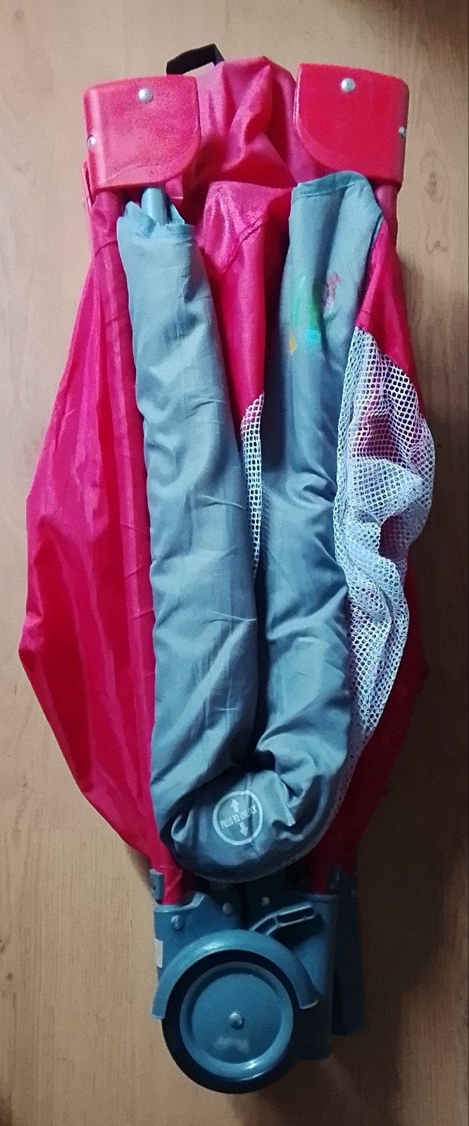 Handig campingbedje - Ideaal voor onderweg!, Ophalen of Verzenden, Zo goed als nieuw, Overige maten, Stof