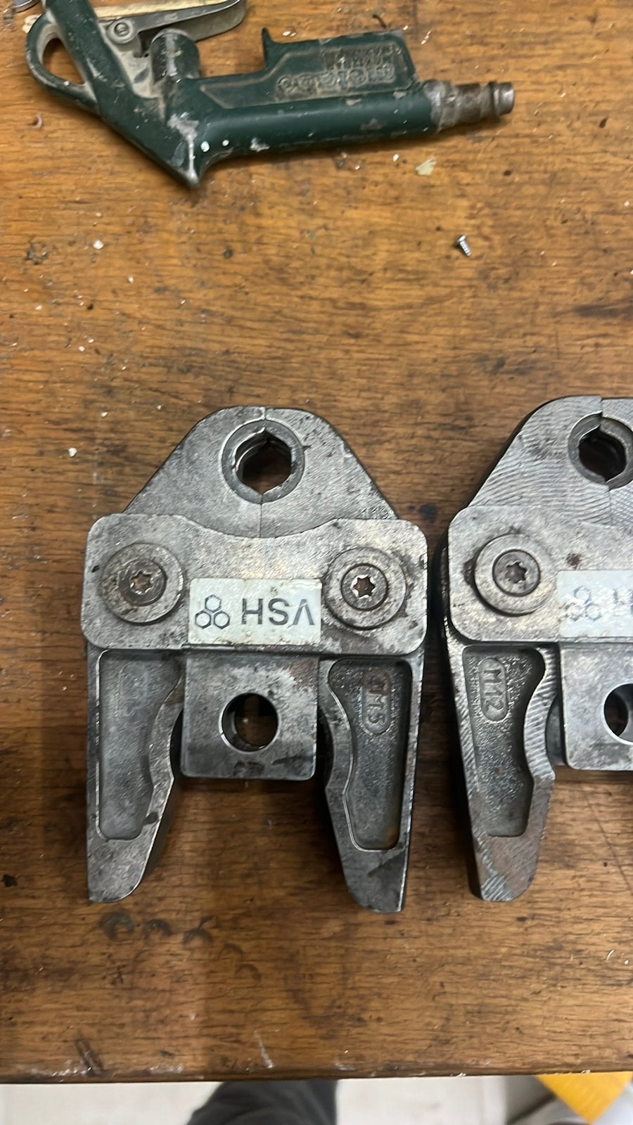 Persbek M12 en 15 mm Vsh, Ophalen of Verzenden, Zo goed als nieuw