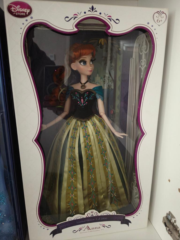 Disney Limited Edition Anna Coronation Doll NRFB, Ophalen, Overige figuren, Nieuw, Overige typen