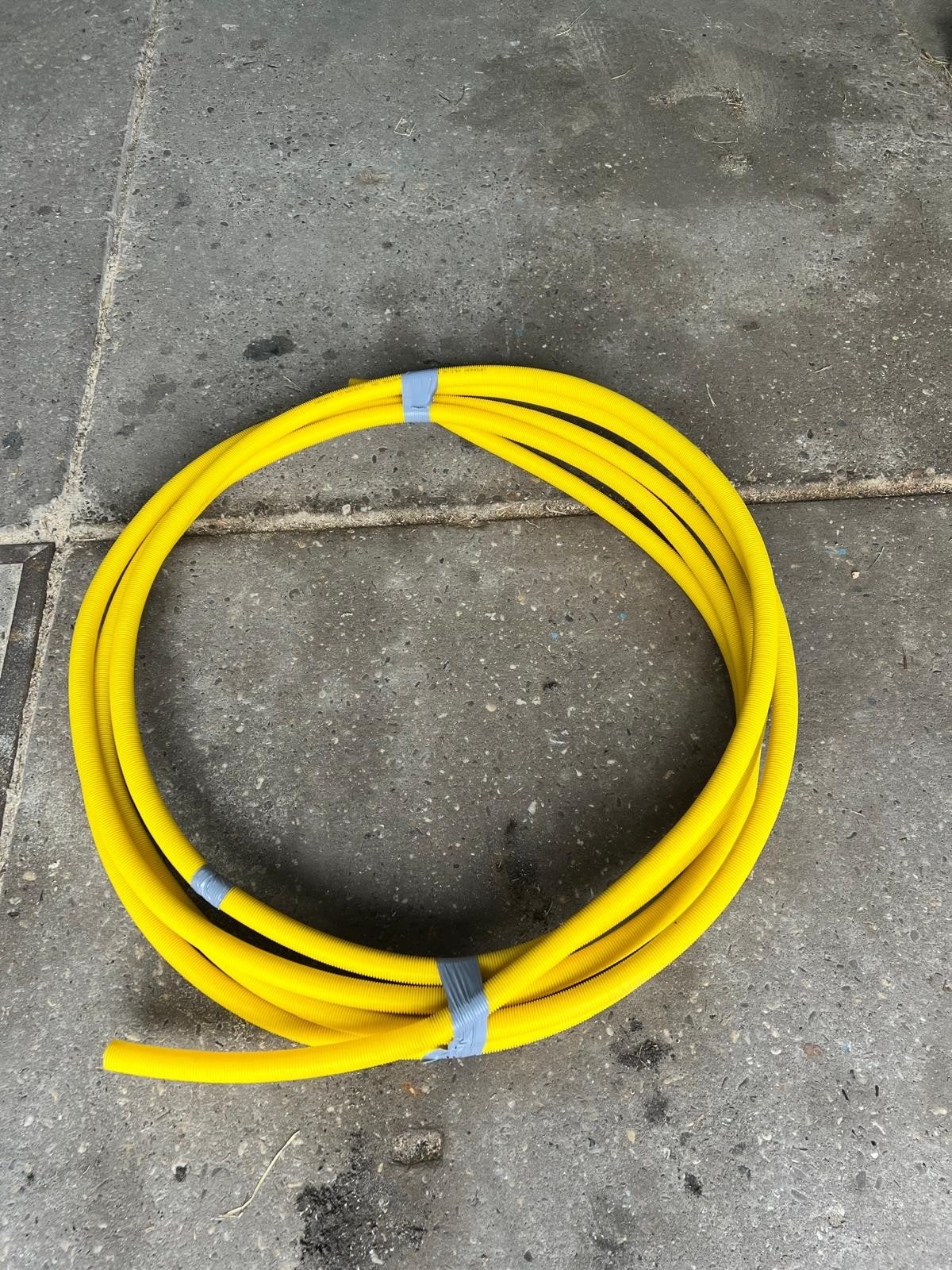 Te koop 15 meter 2.25  gasbuis merk uponor 25mm ., Ophalen, Overige materialen, 6 meter of meer, Overige typen