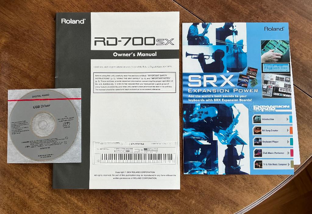 Roland RD-700SX digitale piano - Driver + handleiding, Muziek en Instrumenten, Piano's, Ophalen of Verzenden, Zo goed als nieuw