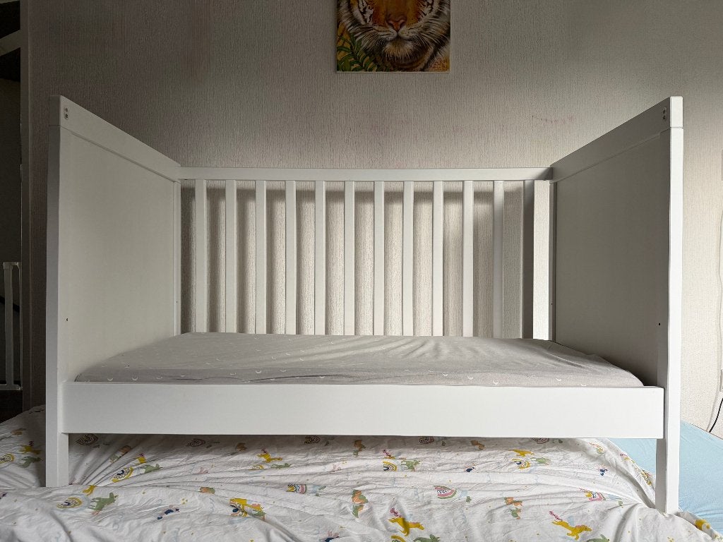 IKEA Sundvik Kinderbedje (wit) plus matras, Ophalen, Gebruikt, Ledikant