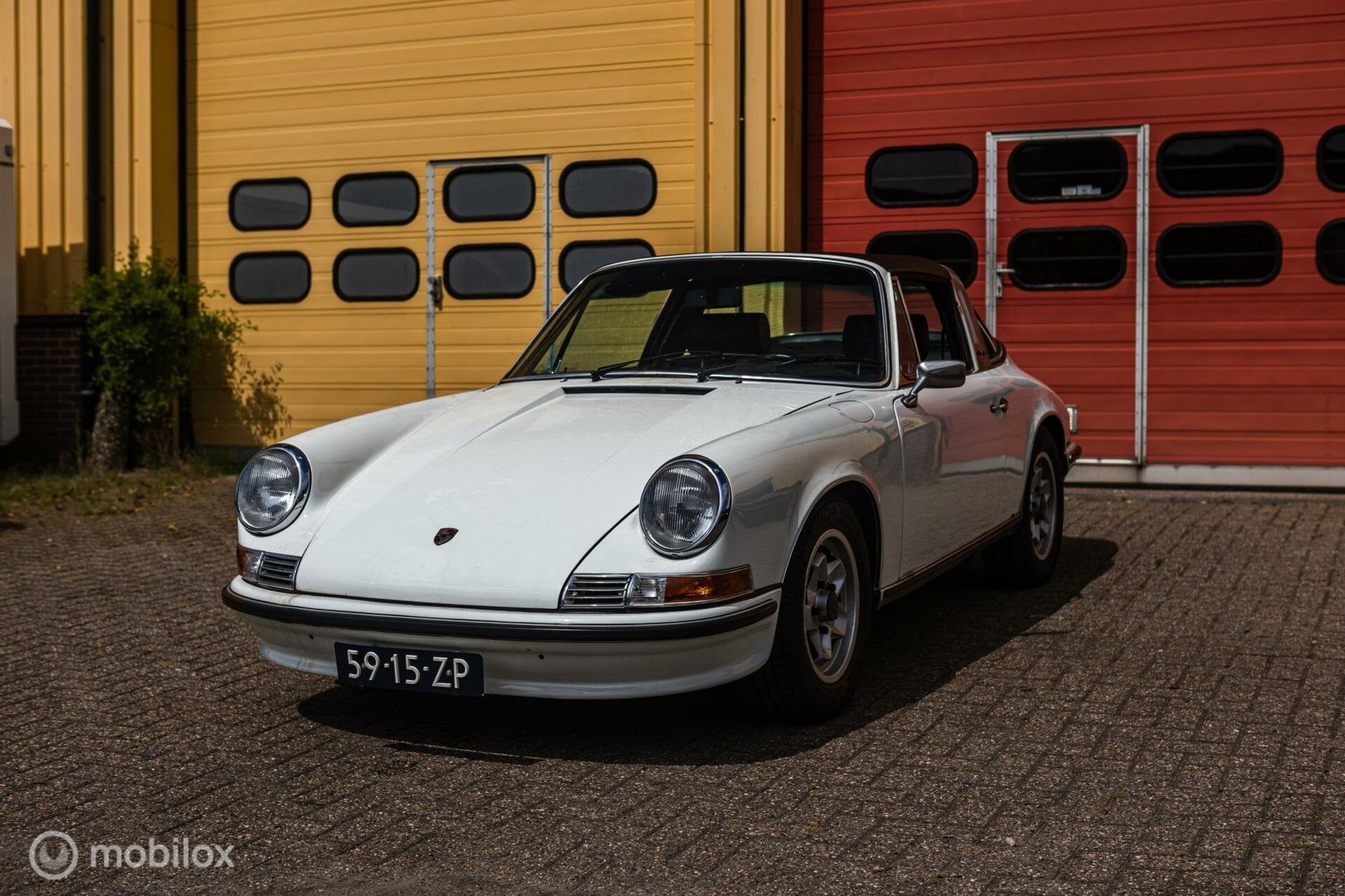 Porsche 911 2.4 T Targa Ölklappe (Origineel NL), Achterwielaandrijving, Gebruikt, Zwart, Cabriolet