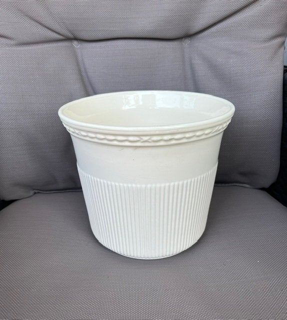 Bloempot met ribbels - Keramiek / Aardewerk, Tuin en Terras, Ophalen, Rond, Binnen, Aardewerk