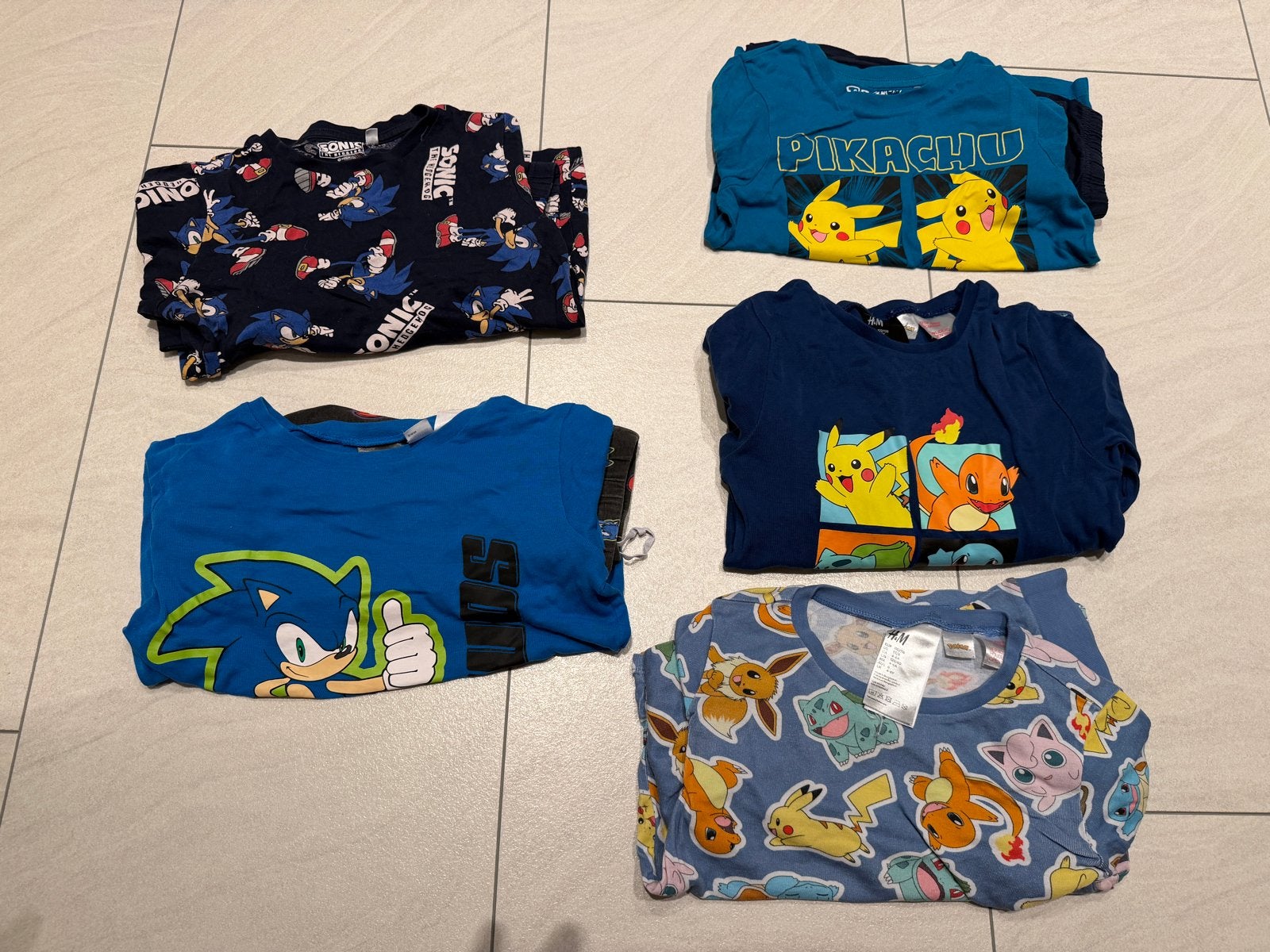 Pyjama's maat 110/116 - Sonic en Pokémon, Kinderen en Baby's, Kinderkleding | Maat 110, Ophalen of Verzenden, Gebruikt, Jongen
