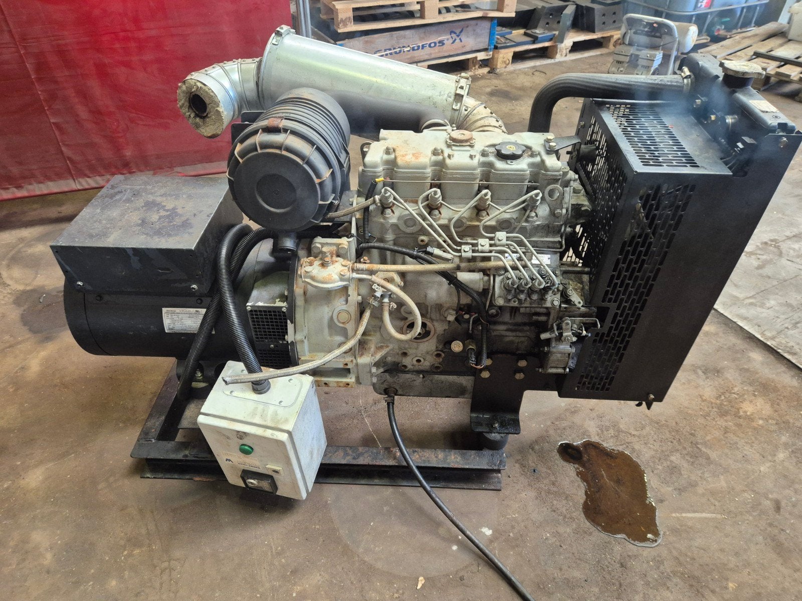 Perkins 20 kva, Ophalen, Elektrisch startend, Dieselolie, Zo goed als nieuw