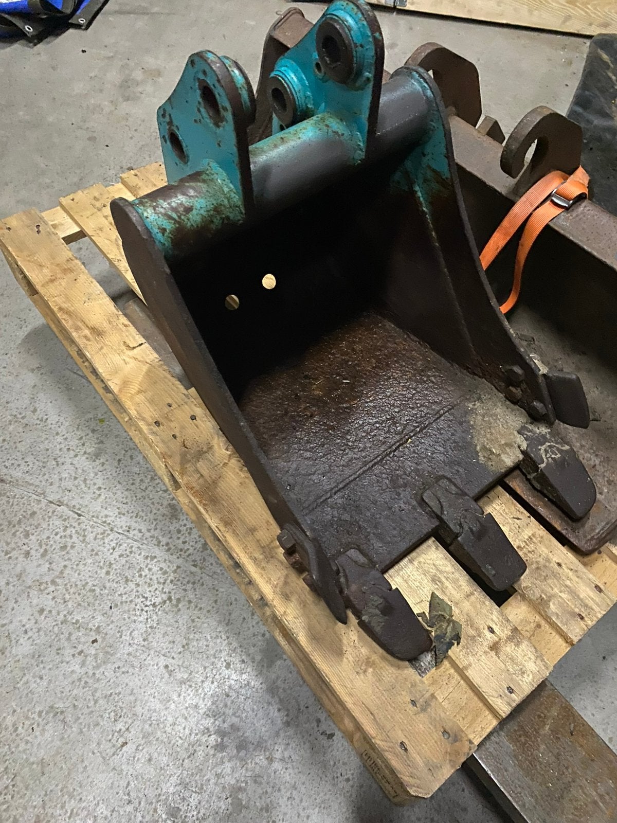 Tanden bak Kubota minigraver u20, Ophalen of Verzenden