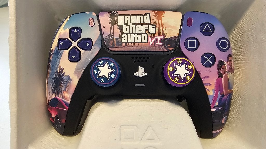 GTA / COD Warzone modded PS5 DualSense controllers, PlayStation 5, Ophalen of Verzenden, Zo goed als nieuw, Controller