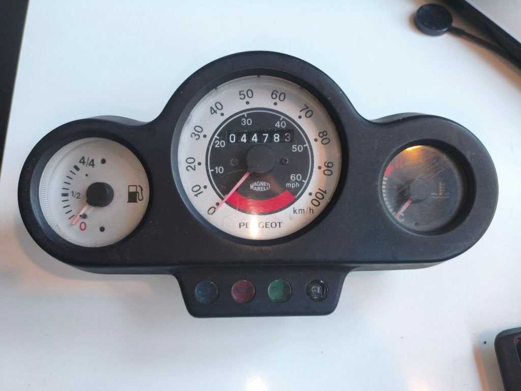 Peugeot Speedfight Tellerunit KM-teller 100 km/h, Gebruikt, Maximaal 45 km/u, Ophalen of Verzenden, Speedfight