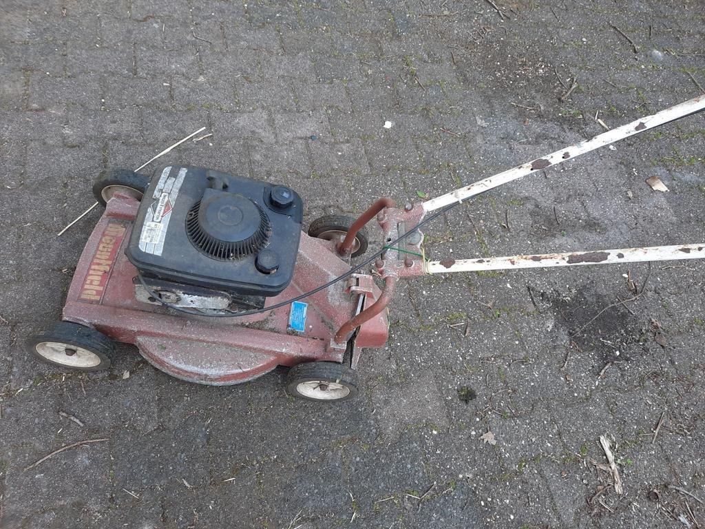 Oude Mountfield grasmaaier., Ophalen, Gebruikt, 50 cm of meer, Benzine-grasmaaier
