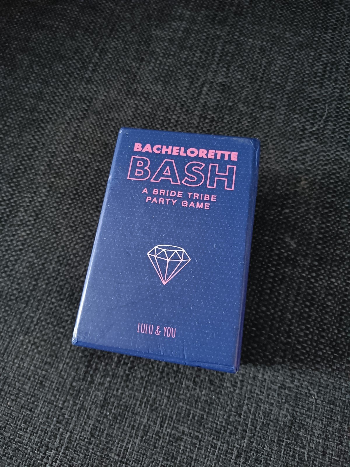 Bachelorette Bash: A Bride Tribe Party Game, Vijf spelers of meer, Ophalen of Verzenden, Gebruikt, Lulu & You