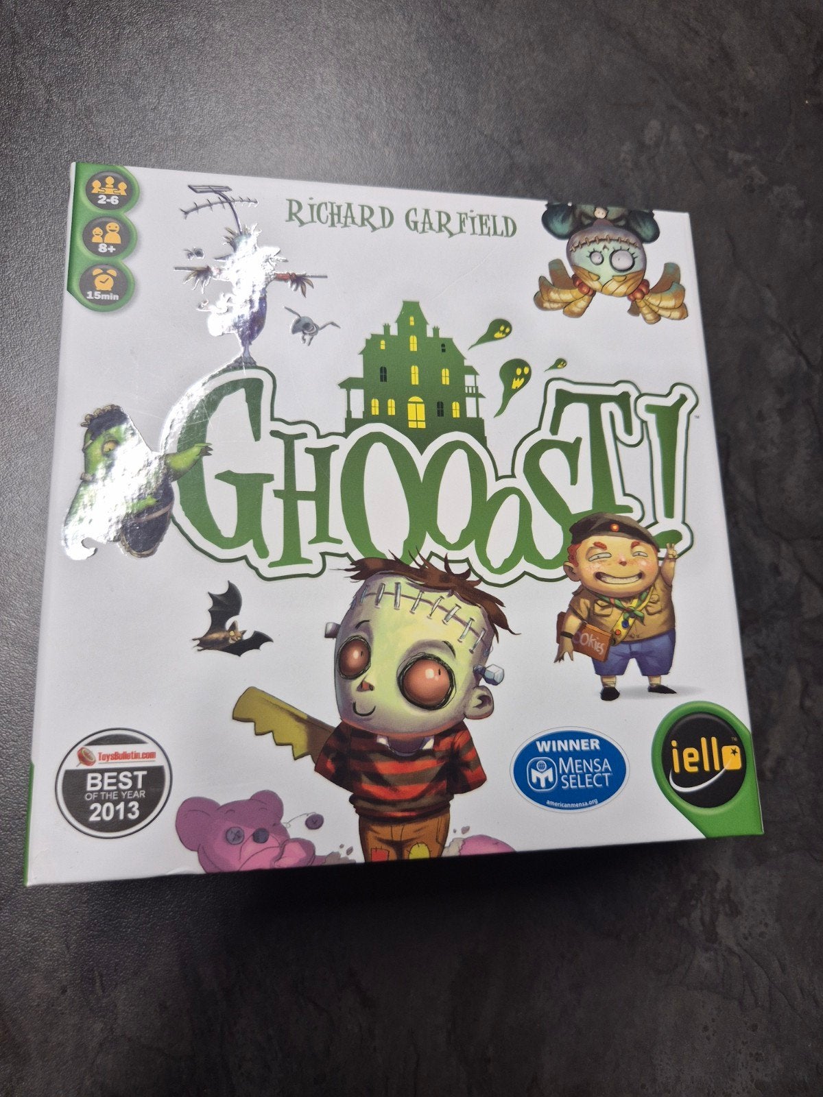 Ghooost! Kaartspel - Richard Garfield (Mensa Select winnaar), Vijf spelers of meer, Ophalen of Verzenden, Zo goed als nieuw, Iello