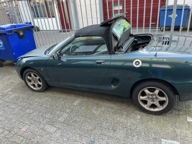 mg f onderdelen al het plaatwerk koplampen stoelen etc, Ophalen, Gebruikt, MG, Motorkap