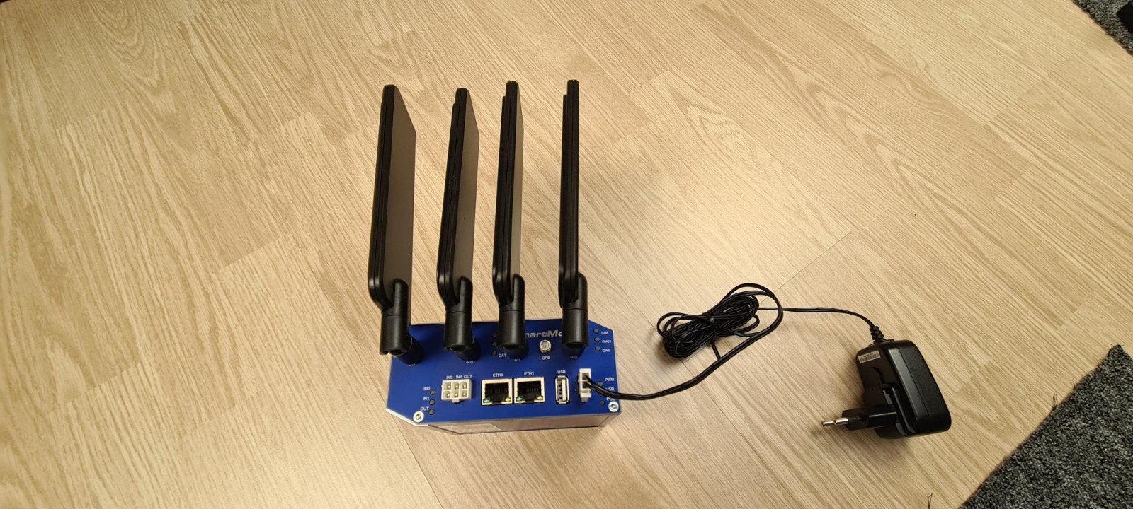 Avantech Smartmotion industriële 4G Router, Ophalen of Verzenden, Nieuw, Overige providers