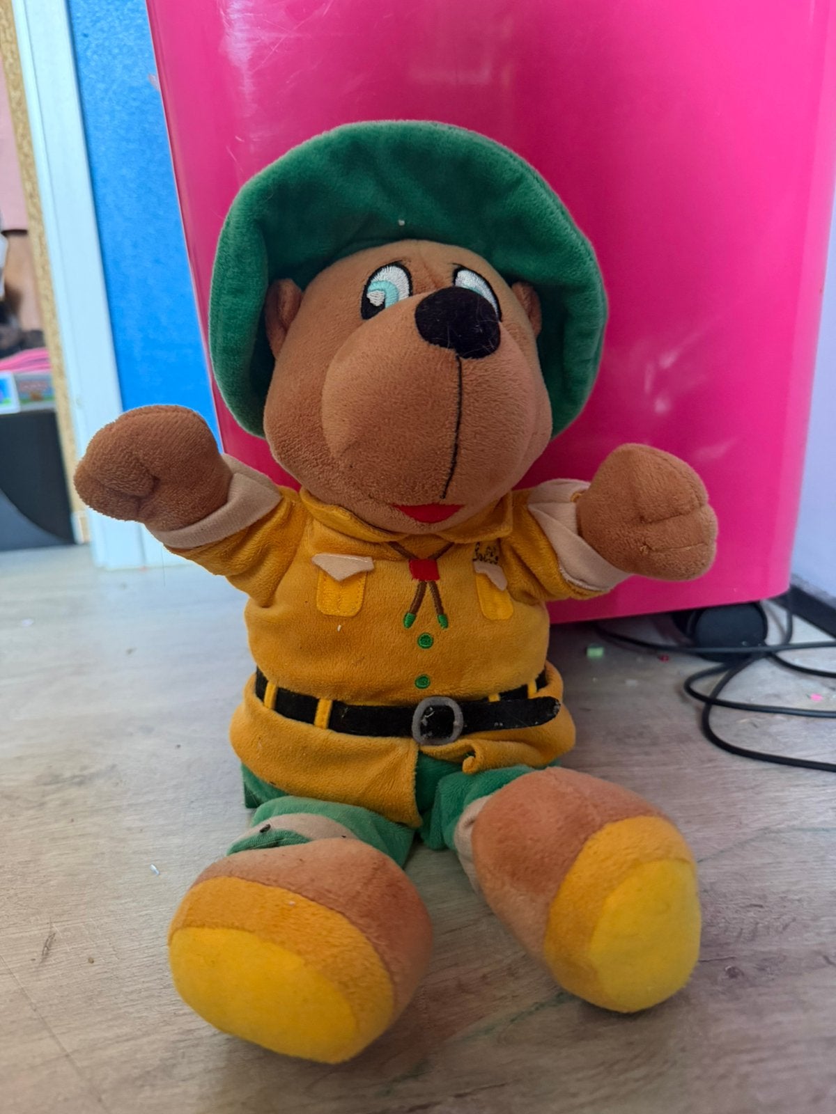 Bollo de beer knuffel handpop landal, Ophalen, Zo goed als nieuw, Beer