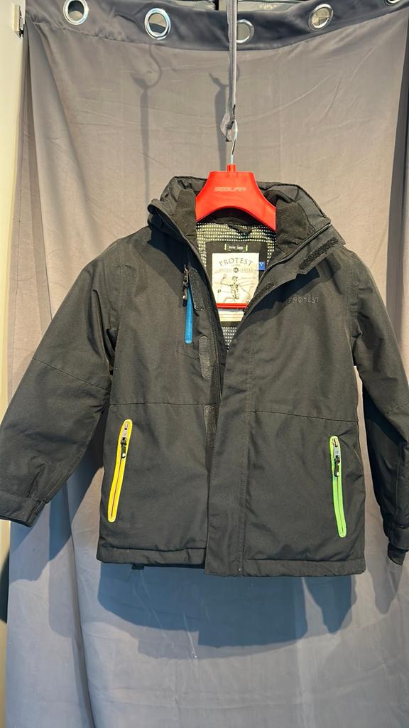 Protest ski-jas maat 140 - perfect voor de winter, Ophalen, Gedragen, Jack