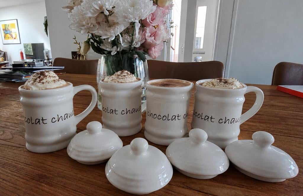 Riviera Maison Chocolat Chaud Mokken met Deksel - Set van 4, Ophalen