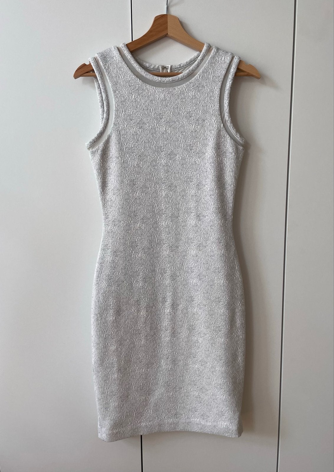 Reiss 'Nineteen Seventy-One' jurk, maat 34 (XS), Kleding | Dames, Wit, Ophalen of Verzenden, Zo goed als nieuw, Maat 34 (XS) of kleiner