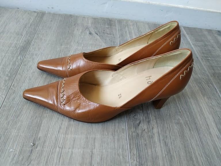 Högl cognac kleurige dames pumps met draad motief verwerkt, Pumps, Bruin, Ophalen of Verzenden, Hogl