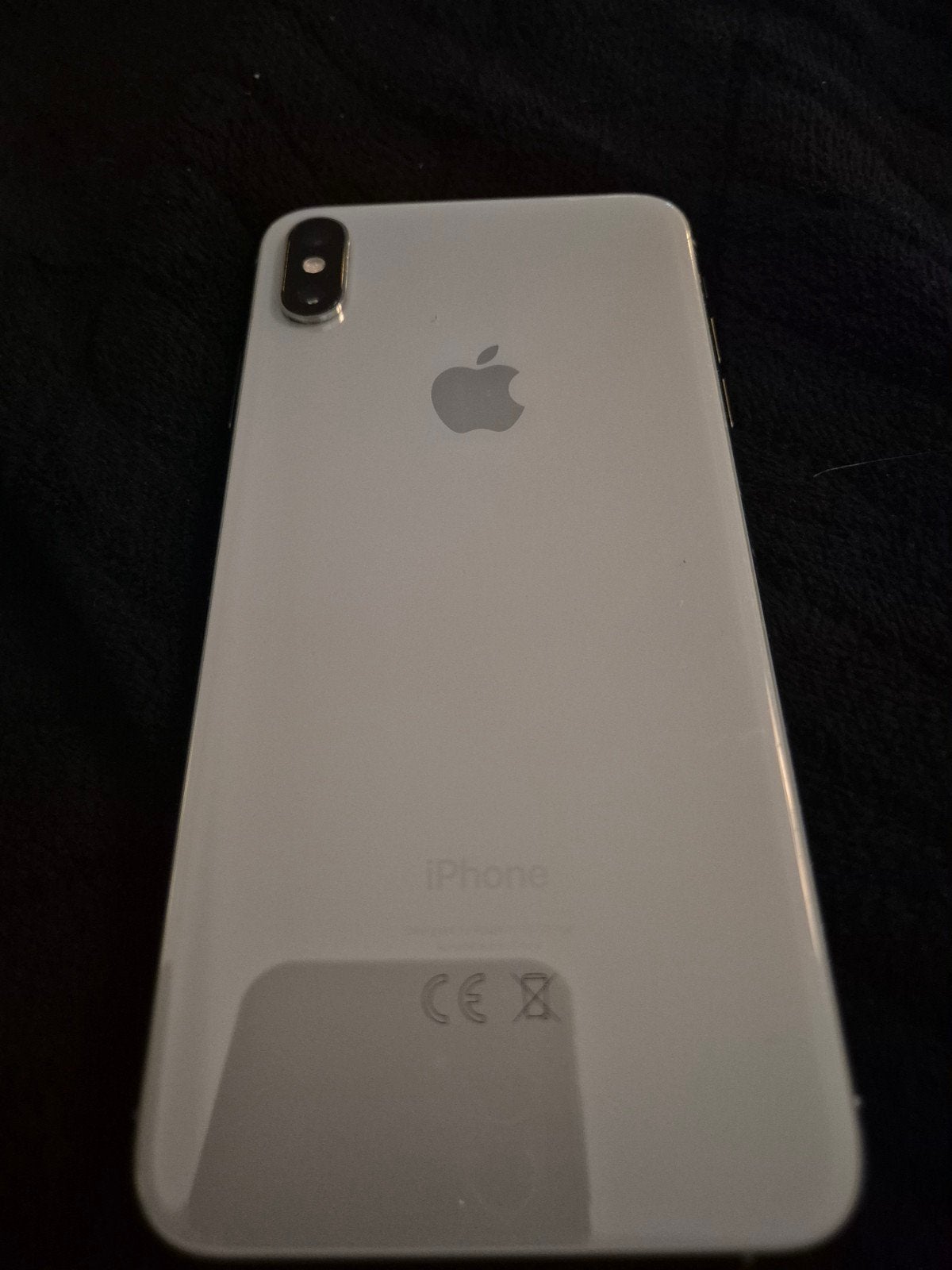 iPhone XR met barst in scherm, functioneert nog goed, Ophalen of Verzenden, Gebruikt, Zwart, 64 GB