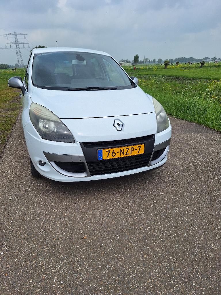 Renault Scénic 1.4 TCE 96KW 2011 Wit, Voorwielaandrijving, Stof, 1295 kg, 4 cilinders