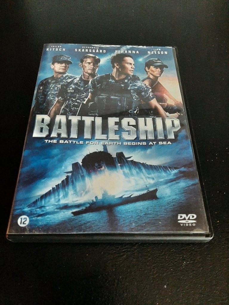 Battleship, Taylor Kitsch, Liam Neeson, Rihanna, Adam Godley, Gebruikt, Nederlands, Actie, Ophalen of Verzenden