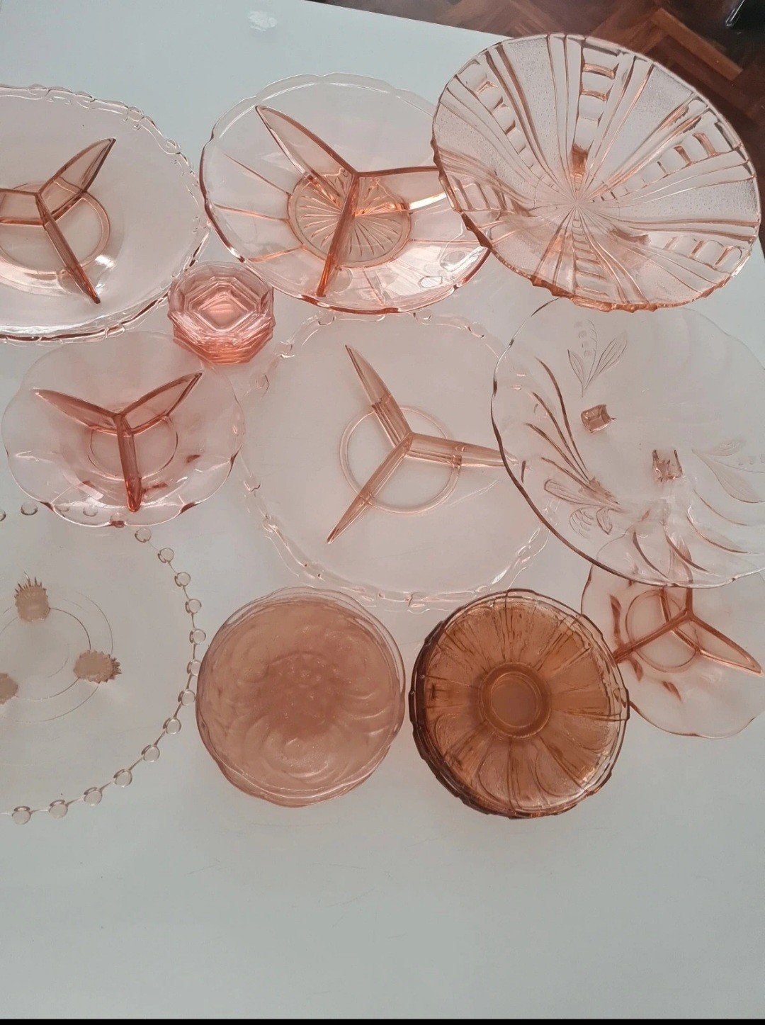 Vintage roze glazen, depression, geperst glas set 24 stuks!, Antiek en Kunst, Antiek | Glas en Kristal, Ophalen of Verzenden